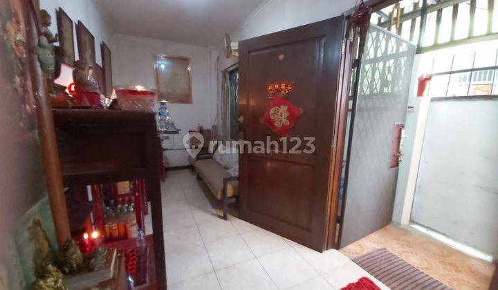 Rumah 3 Lantai di Tanjung Duren Jakarta Barat 1