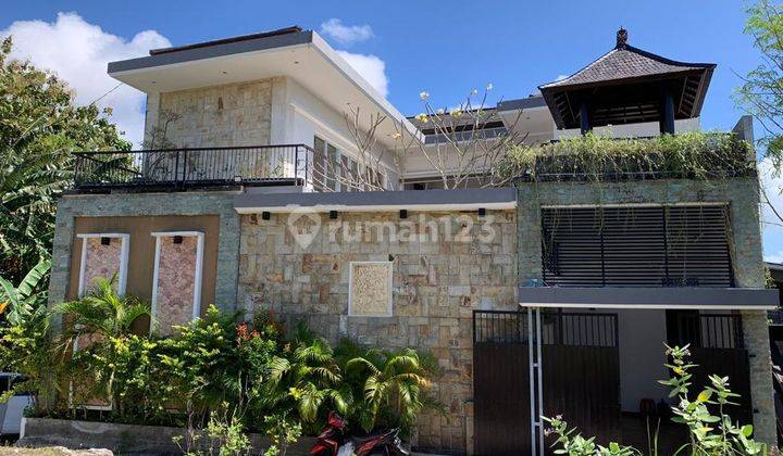 Villa Full Furnished View Penggunungan di Nusa Dua, Bali 1