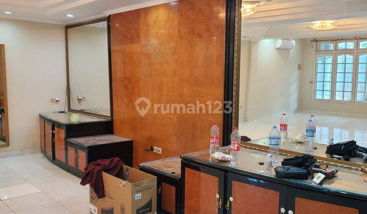 Rumah Semi Furnished Sudah Renovasi Dikomplek Pluit 2