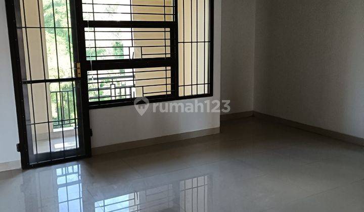Rumah Di Kebon Jeruk Indah Utama 8,srengseng, Kec. Kembangan, Kota Jakarta Barat, Daerah Khusus Ibukota Jakarta, Jalan Panjang Bagus SHM 1
