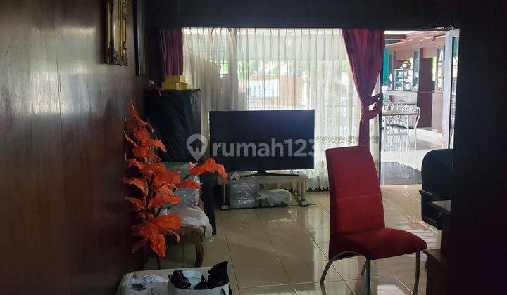 Rumah 2 Lantai Shm Lokasi Bagus Dan Besar 1