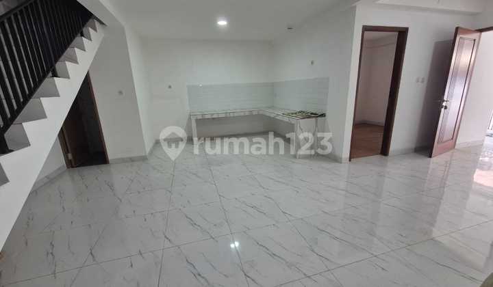 Dijual Rumah Taman Palem Rapi Siap Huni