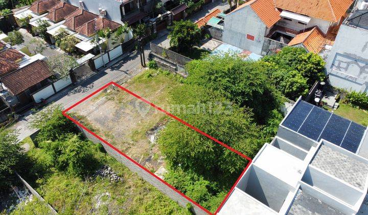 Dijual Tanah 2,5 Are Jalan Dewi Madri Renon Denpasar Lingkungan Perumahan Elite Dengan Akses Jalan Onegate 2