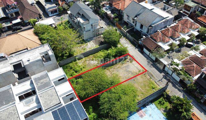 Dijual Tanah 2,5 Are Jalan Dewi Madri Renon Denpasar Lingkungan Perumahan Elite Dengan Akses Jalan Onegate 1