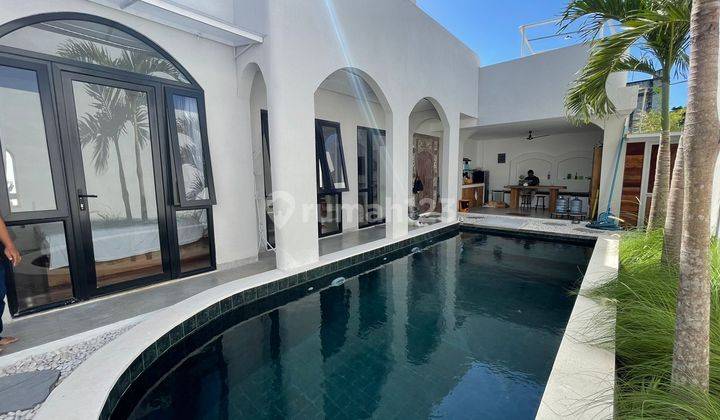 Dijual Villa 1,7 Are Jalan Yudistira Seminyak Badung  1