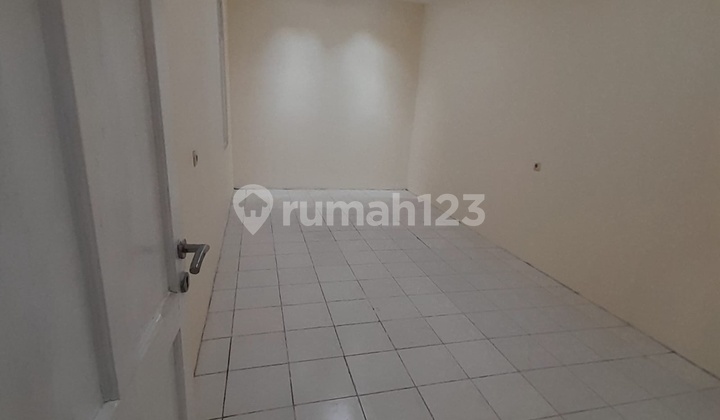 Disewakan Rumah 1.5 Lantai Di Citra 2 Kalideres Jakarta ******** 2