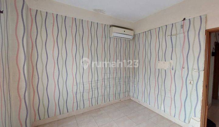 Dijual cepat apartemen murah di Taman Surya 1