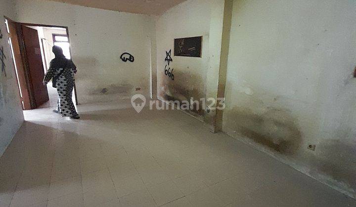 Dijual Rumah 2 lt  di Jl Kemuning, bebas banjir 1