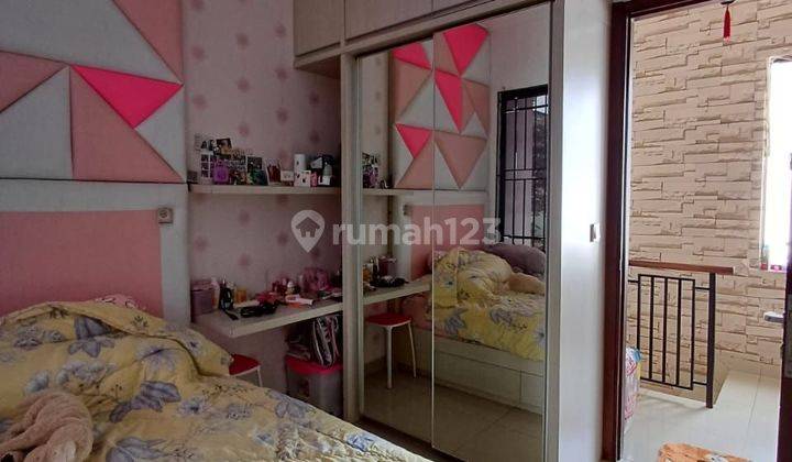 Rumah cantik 2 lt  jual cepat di Greenlake Cipondoh Tangerang 2