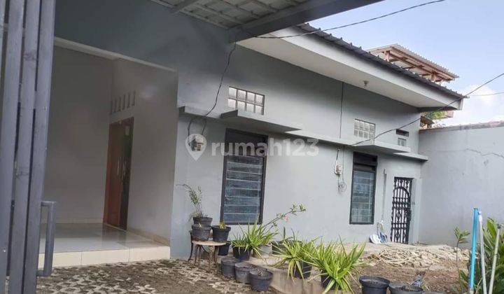 .Rumah bagus  terawat  dijual cepat di Taman Meruya Ilir Jakartaa Barat, 1