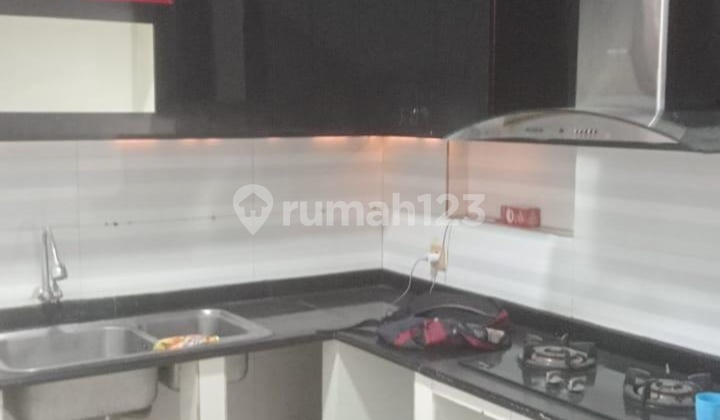 Dijual.rumah Mewah Digolf Lake Kalideres Jakarta Barat