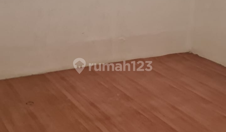Dijual.rumah 2.lantai.di.jl.keadilan Jakarta.barat 2