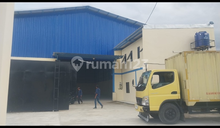 For rent. Warehouse in Jambe, Tangerang. For rent. Warehouse in Jambe, Tangerang.