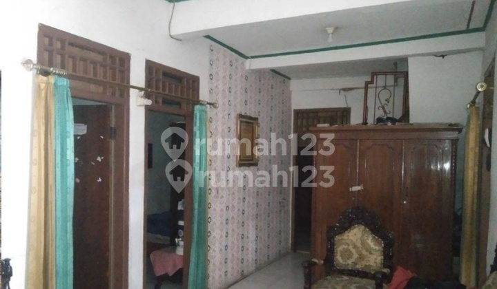 For sale. 2-story boarding house in Cimone, Tangerang. 2