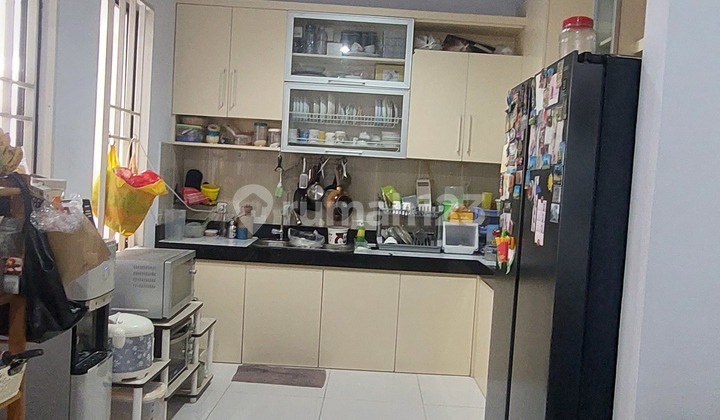 Dijual.rumah 3.lantai Di Citra.2.ext 2