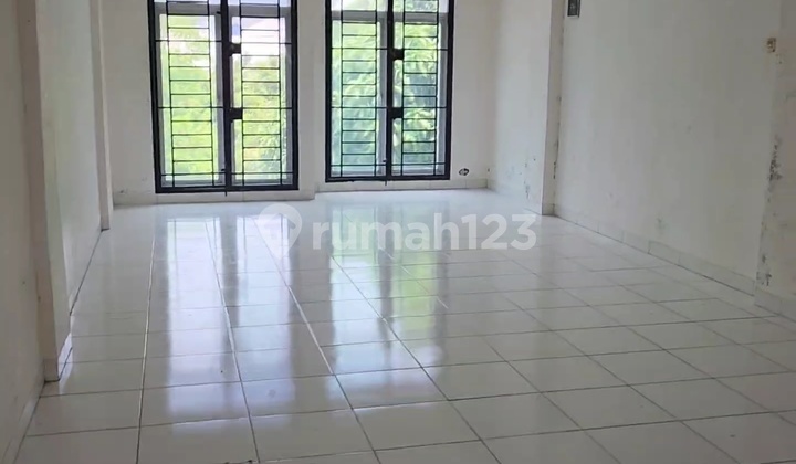Disewakan.ruko 3.lantai Di Cengkareng 2