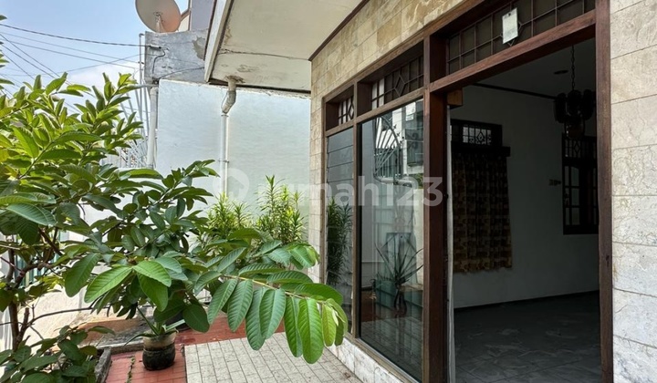 ******** Cideng Jakarta Pusat