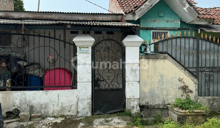 ******** ******** Cipondoh Tangerang