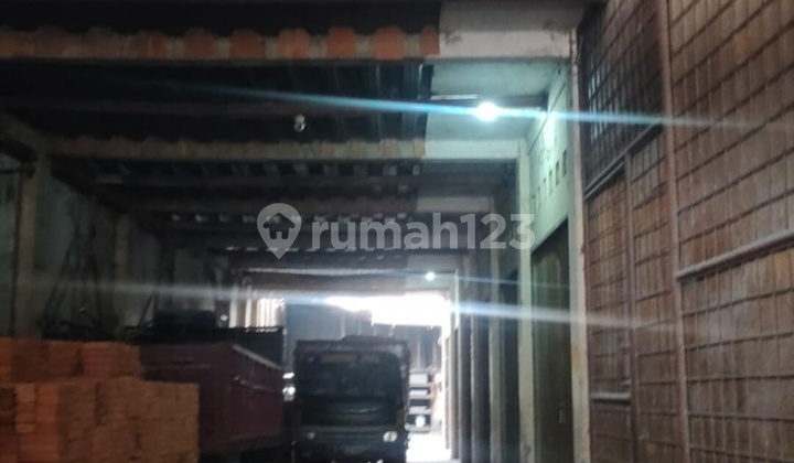 Dijual.ruko 2.5 Lantai Di.boulevard Ciledug Tangerang Dijual.ruko 2.5 Lantai Di.boulevard Ciledug Tangerang