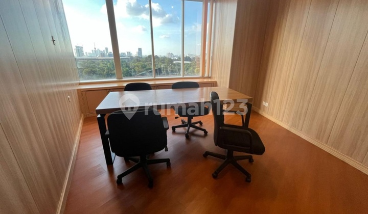 For rent open space in Sudirman Tower office building in South Jakarta For rent open space in Sudirman Tower office building in South Jakarta