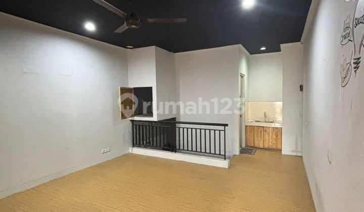 ******** Ruko Di Gading Serpong