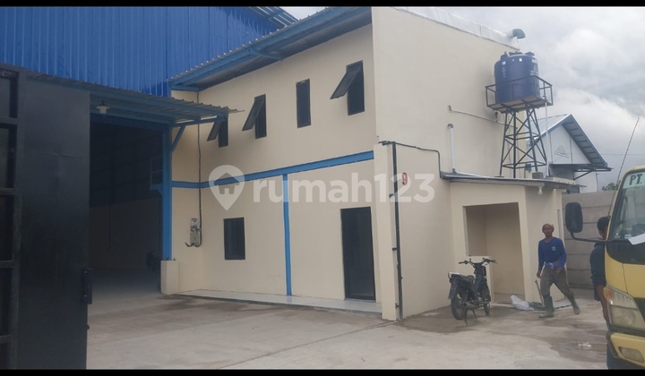 For rent. Warehouse in Jambe, Tangerang. For rent. Warehouse in Jambe, Tangerang.