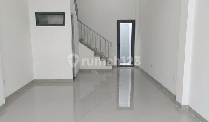 Strategic 2-Storey Shophouse in Citra 8 Aerolink Boulevard Ready to Use 1