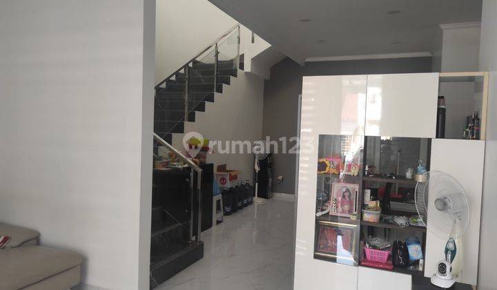 Rumah siap huni , bagus , tenang  di lippo karawaci Tangerang 1