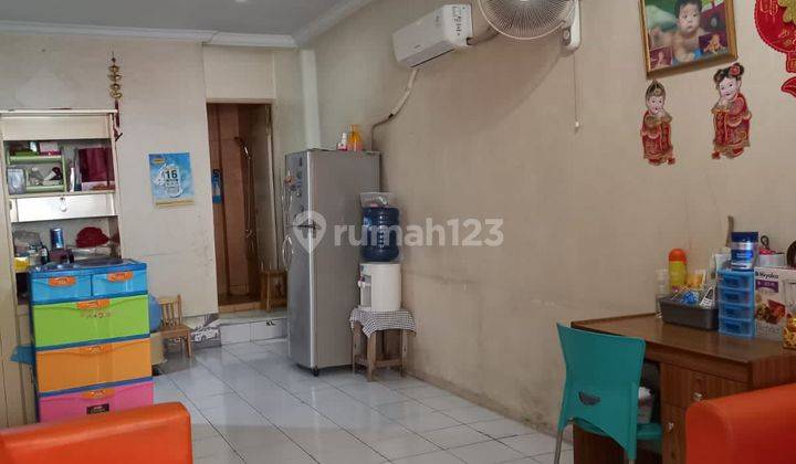 Rumah lingkungan aman dan nyaman di di permata taman palem  1