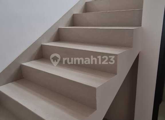 Eksklusif! Rumah 3 Lantai Baru Bangun di Citra 1 Kalideres 7