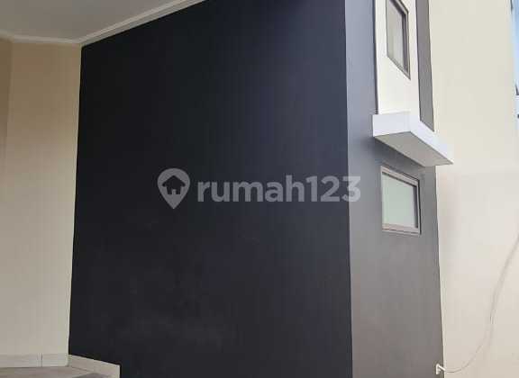 Eksklusif! Rumah 3 Lantai Baru Bangun di Citra 1 Kalideres 6