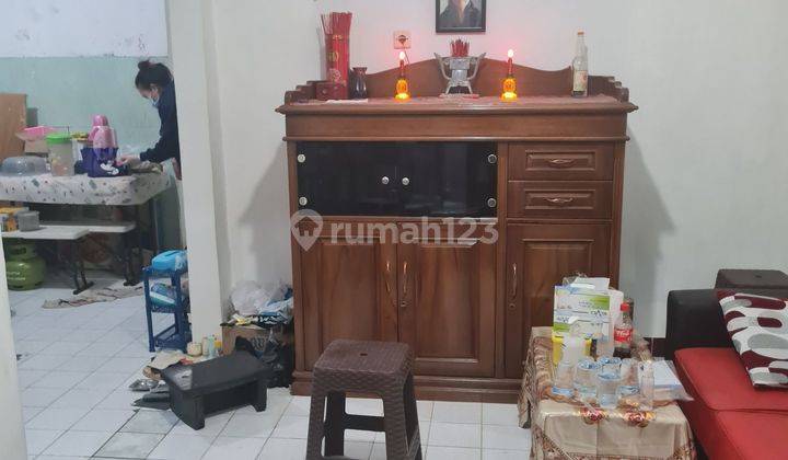 Rumah Dijual cepat di Pelopor 1 SHM Butuh Renovasi Barat 2