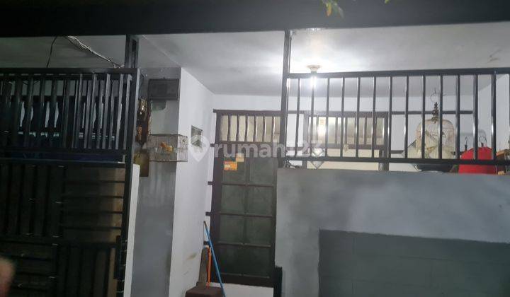 Rumah Dijual cepat di Pelopor 1 SHM Butuh Renovasi Barat 1