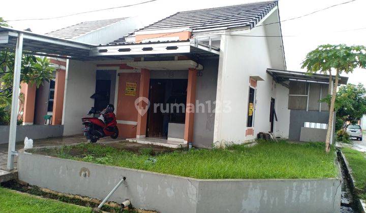 Rumah bagus di PERUMAHAN BUMI INDAH CLUSTER UDAYANA SHM Bagus Timur 1