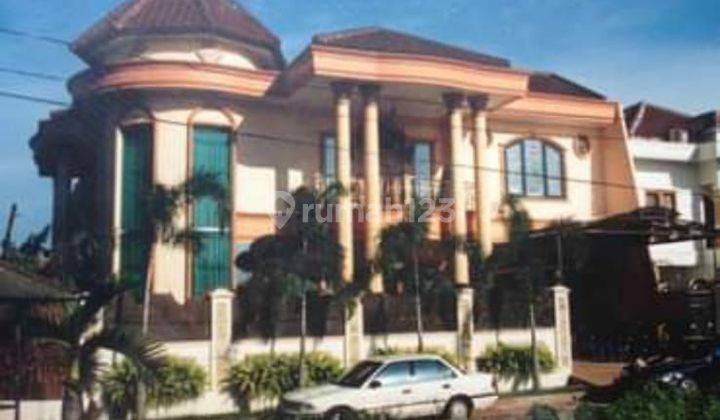 Rumah cantik dijual cepat Meruya Utara 2 Lantai SHM Bagus Timur 1