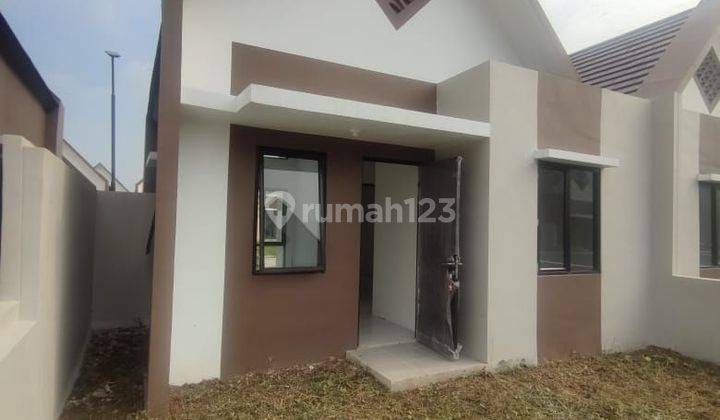 Rumah baru di KOTA PODOMORO TENJO, SINGABRAJA
CLUSTER BURGUNDY SHM Baru Selatan 1