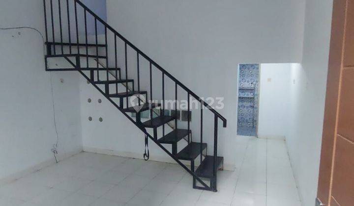 Rumah disewa 31jt Jln. Bahagia 3 Lantai SHM Bagus Utara 2