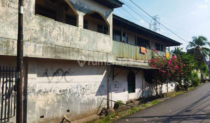 Rumah di jual cepat, Jl. Remaja 1 2 Lantai SHM Butuh Renovasi 1