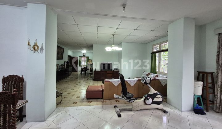 Nice Freehold House in Karet