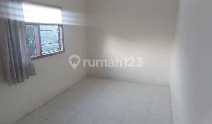Rumah Disewa 26Jt 2 1/2 Lantai SHM Bagus Utara di Jln. Bahagia, Cengkareng Jln Bahagia Cengkareng 2