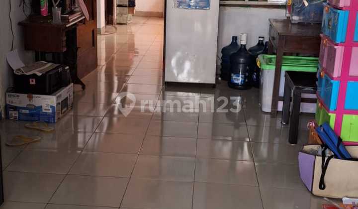 House for Quick Sale 950 Jt, Minimal Renovation Needed SHM in Jembatan Lima House for Quick Sale 950 Jt, Minimal Renovation Needed SHM in Jembatan Lima