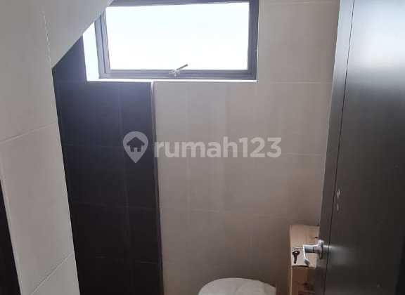 Eksklusif! Rumah 3 Lantai Baru Bangun di Citra 1 Kalideres 11