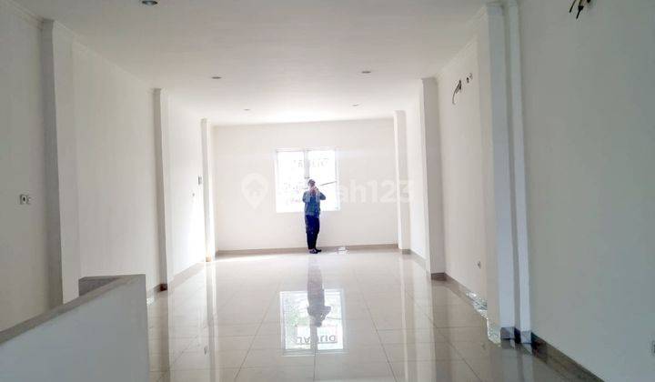 Dijual Ruko 3 Lantai Siap Huni Di Cengkareng Barat, Jakarta Barat 1