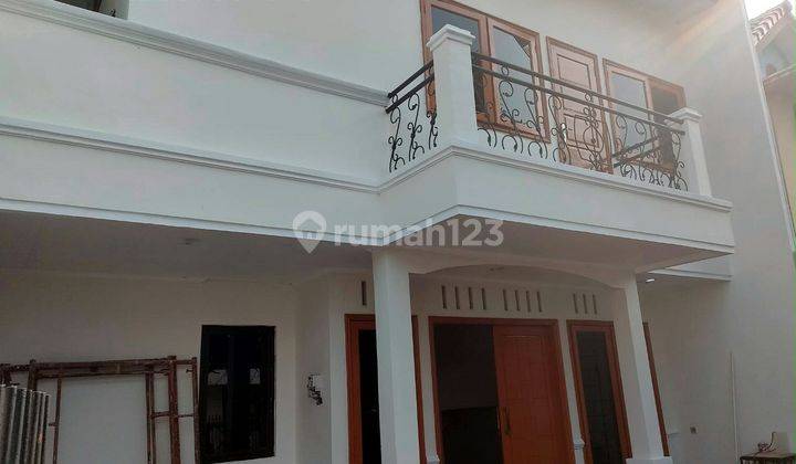 Dijual Rumah 2 Lantai di Banjar Wijaya, Cipondoh, Kota Tangerang 2