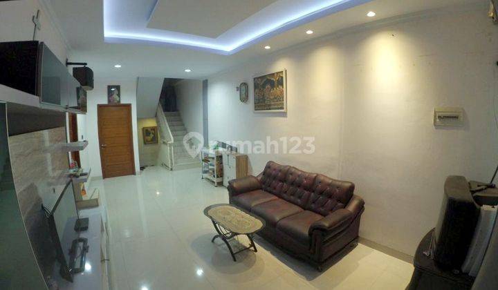 Dijual Rumah Gandeng, 4 Lantai di Taman Palem Lestari, Cengkareng 2