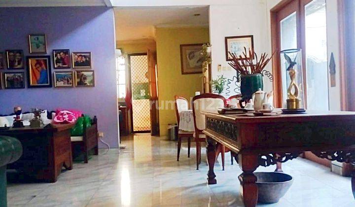 Dijual Murah Rumah Bagus 2 Lantai di Bintaro, Jakarta Selatan 2