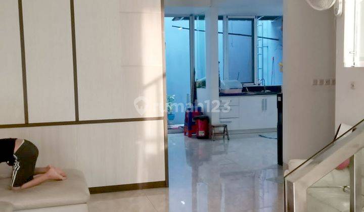 Dijual Rumah 2 Lantai di Citra Garden 6, Jakarta Barat 2