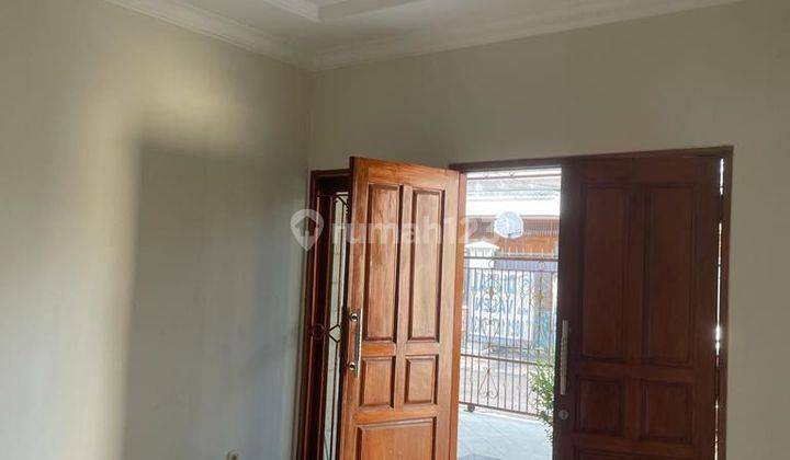 Dijual Cepat Rumah 4 Lantai di Duri Kepa Jakarta Barat 2