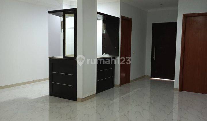 Dijual Rumah Hoek 2 Lantai di Modernland Kota Tangerang 2