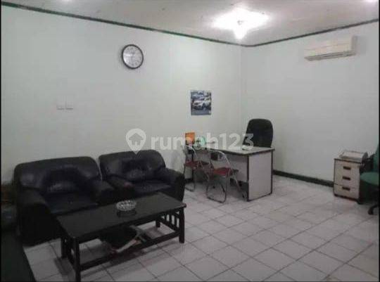 Disewakan Ruko Gandeng 3 Di Cideng Harga Nego Lokasi Strategis.  2